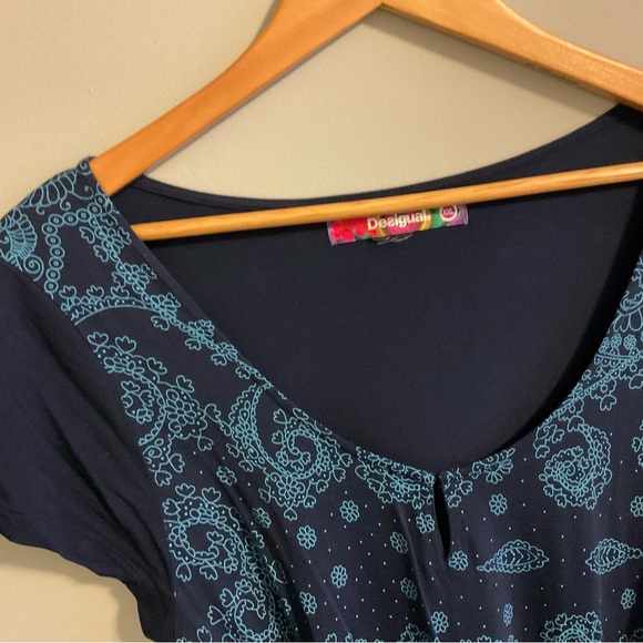 Desingual Short Sleeved Summer Beauty - Picture 4 of 4